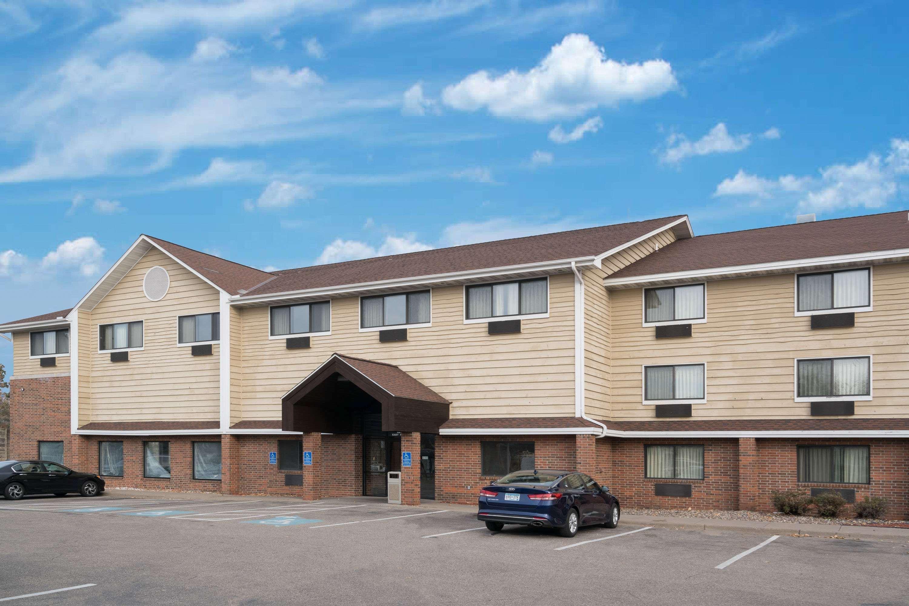 Motel Baymont By Wyndham Bloomington Msp Airport Richfield Exterior foto