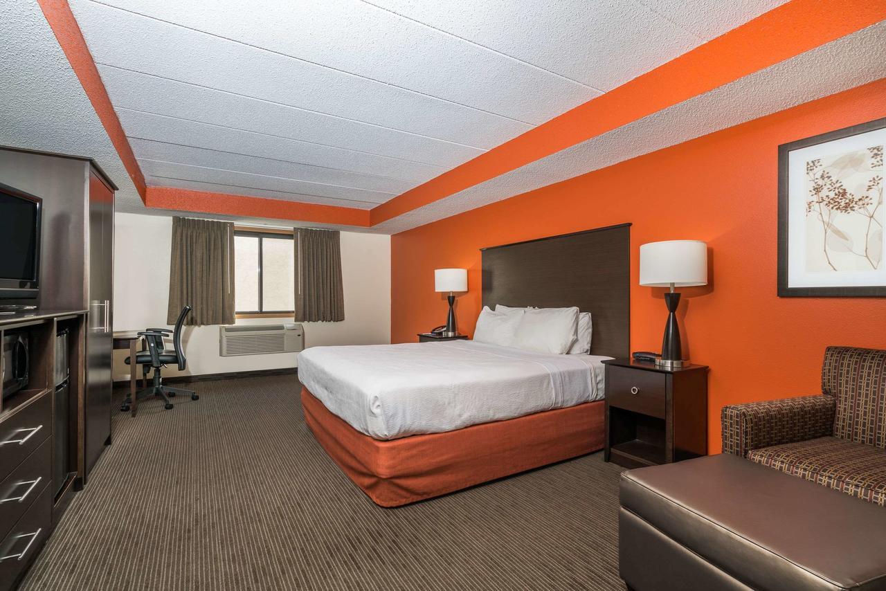Motel Baymont By Wyndham Bloomington Msp Airport Richfield Exterior foto