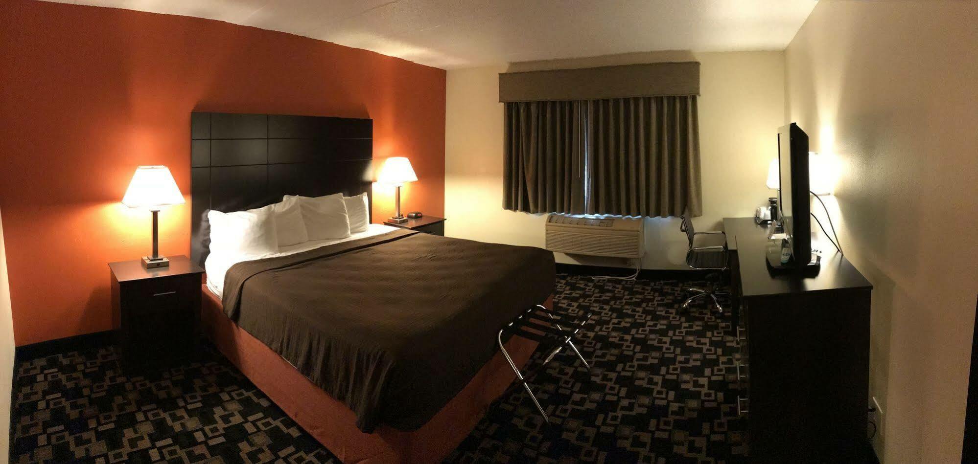 Motel Baymont By Wyndham Bloomington Msp Airport Richfield Exterior foto