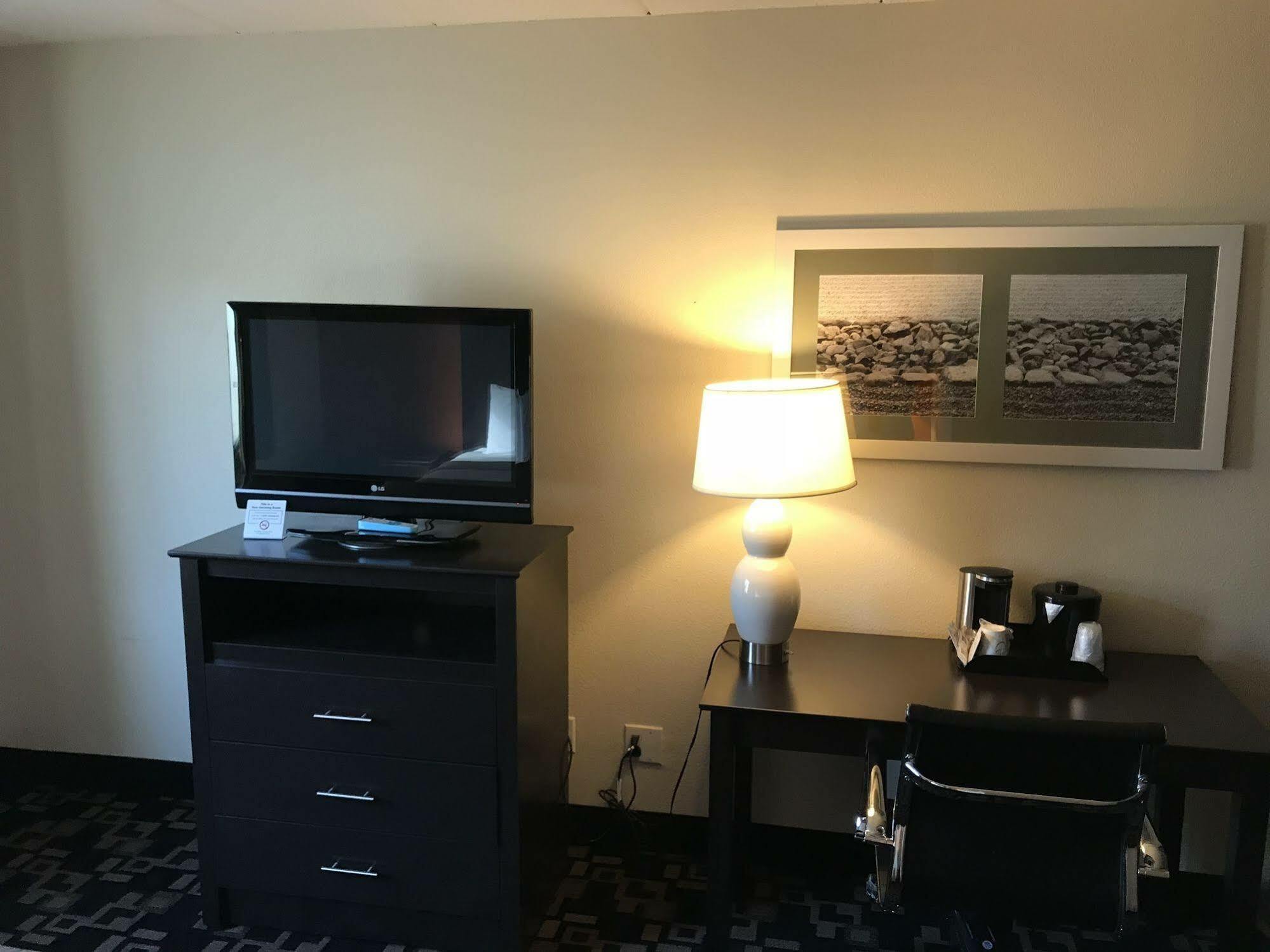 Motel Baymont By Wyndham Bloomington Msp Airport Richfield Exterior foto